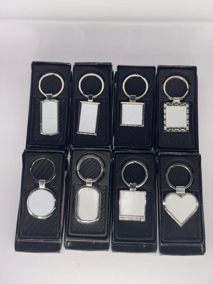 Metal keychain